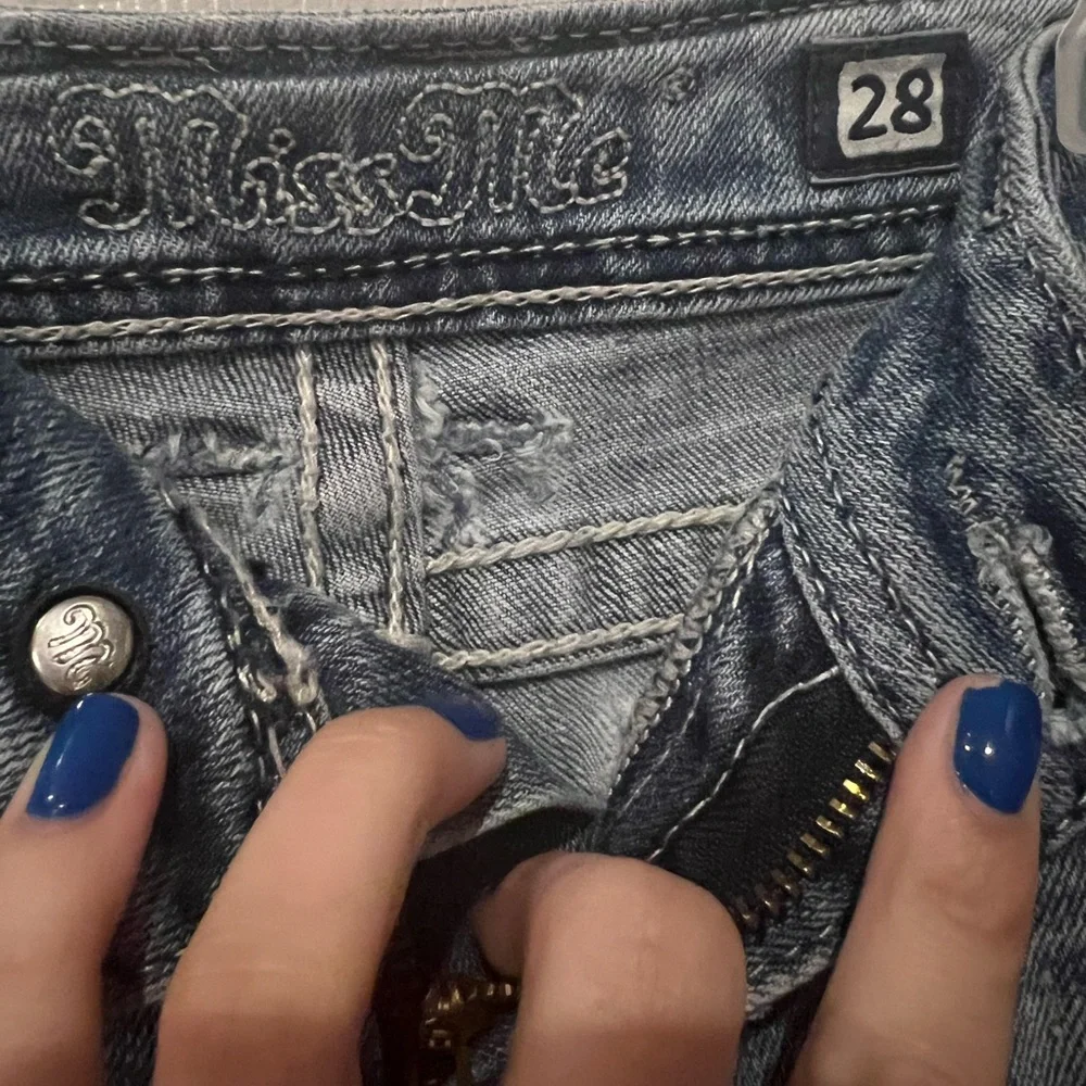 Miss Me Jeans - Picture 2 of 7